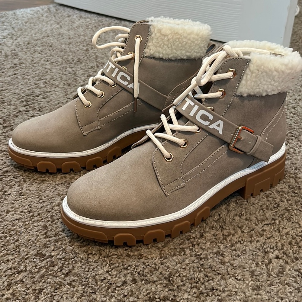 Winter boots
